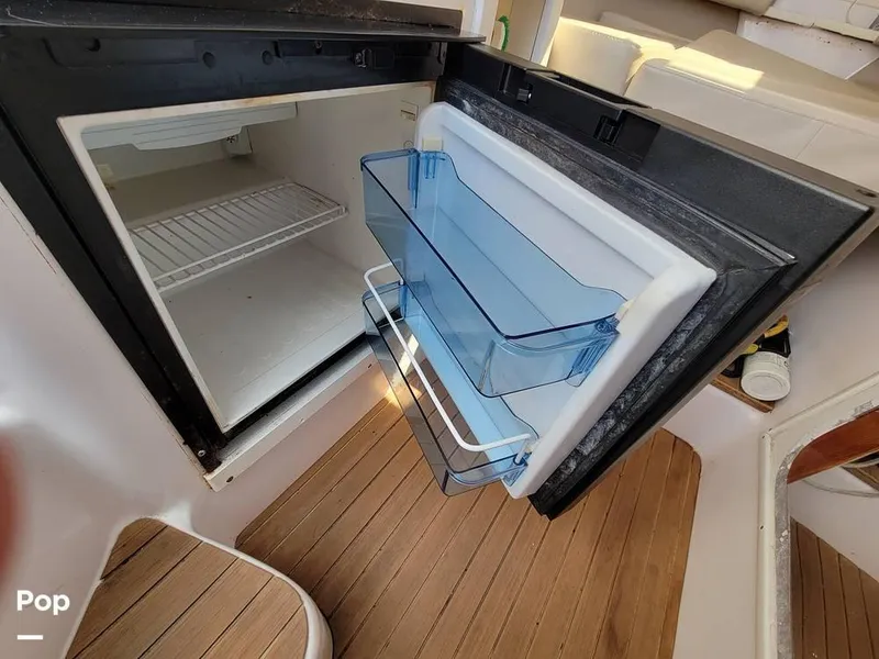 Slide: The Image of 2000 Pro-Line 30 Walkaround for sale in Hypoluxo, FL - 49