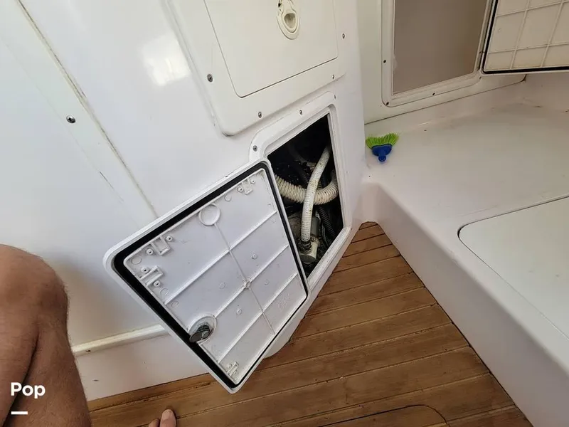 Slide: The Image of 2000 Pro-Line 30 Walkaround for sale in Hypoluxo, FL - 57