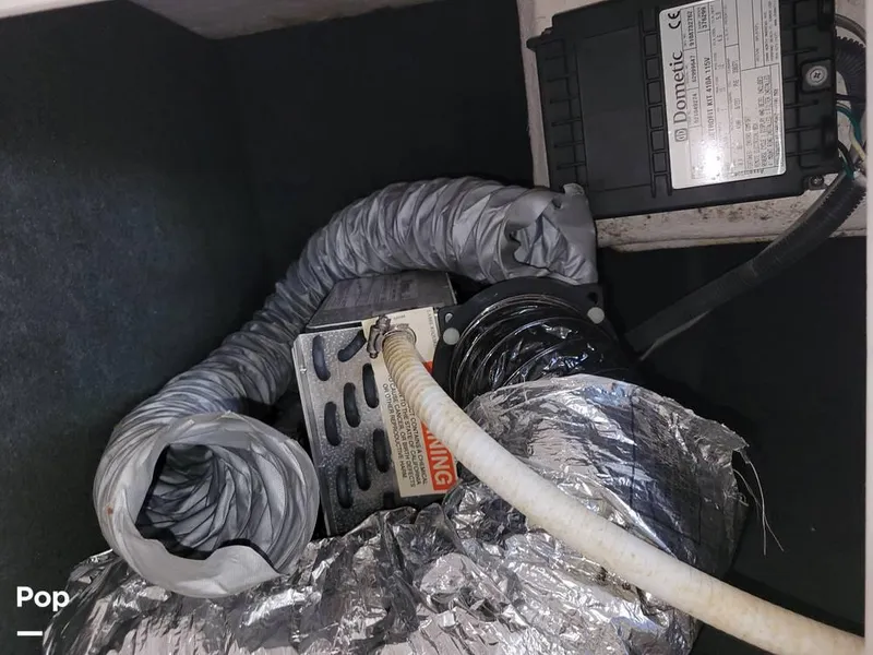 Slide: The Image of 2000 Pro-Line 30 Walkaround for sale in Hypoluxo, FL - 62