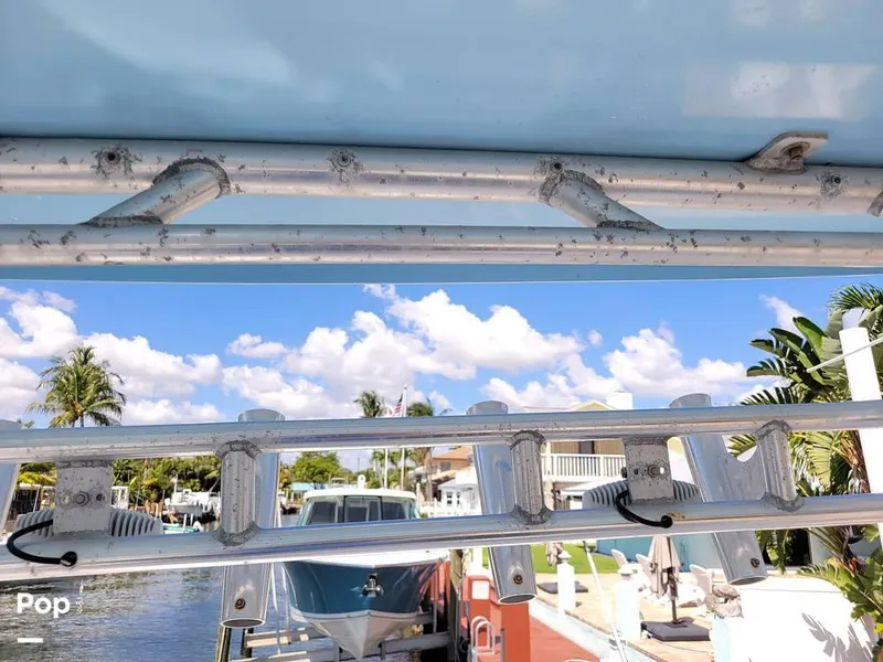 Slide: The Image of 2000 Pro-Line 30 Walkaround for sale in Hypoluxo, FL - 78