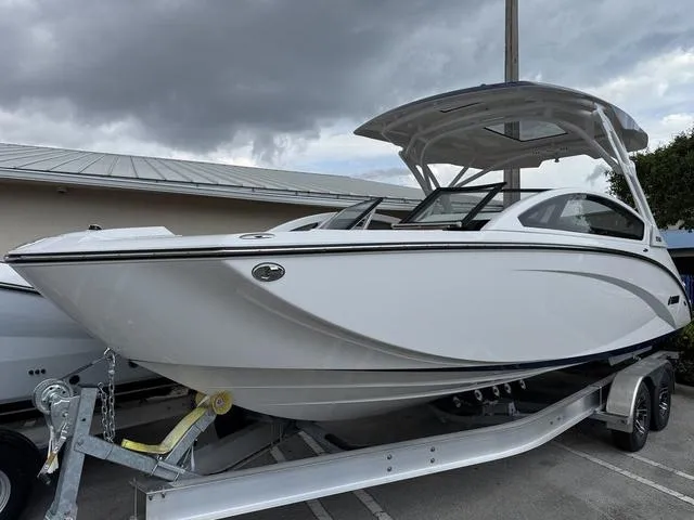 Slide: The Image of Yamaha 275SD 2025 - 2