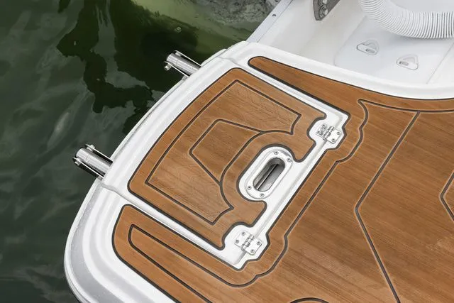 Slide: The Image of Hurricane SunDeck 2690 OB 2025 - 21