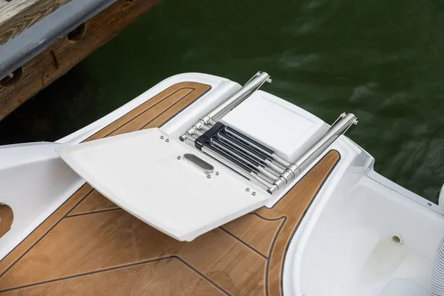 Slide: The Image of Hurricane SunDeck 2690 OB 2025 - 29