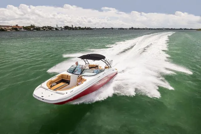 Slide: The Image of Hurricane SunDeck 2690 OB 2025 - 39