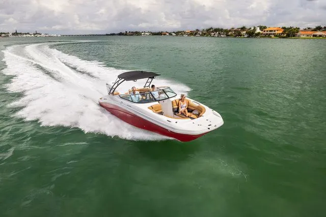 Slide: The Image of Hurricane SunDeck 2690 OB 2025 - 40