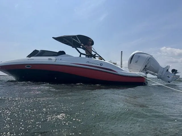 Slide: The Image of Hurricane SunDeck 2690 OB 2025 - 49