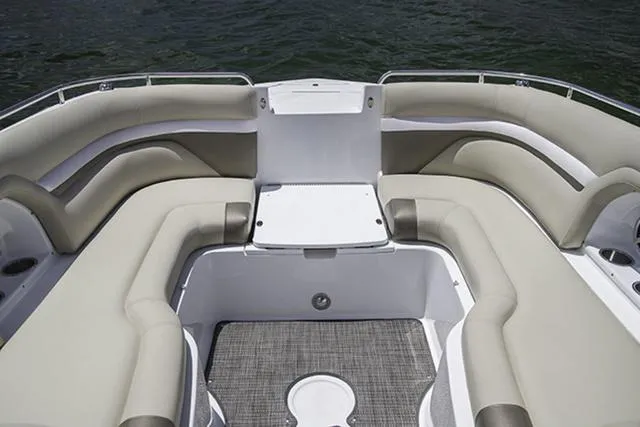 Slide: The Image of Hurricane SunDeck 2486 OB 2025 - 18