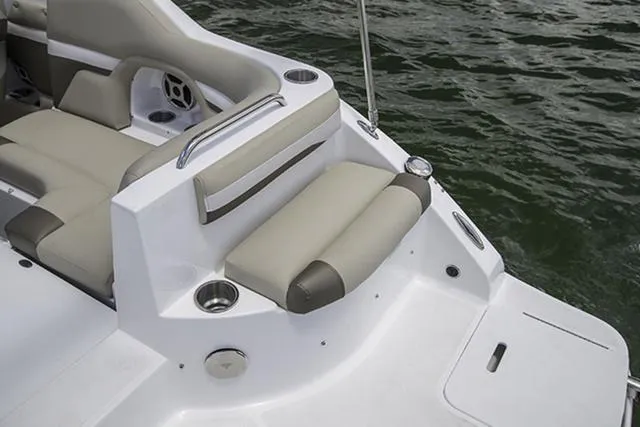 Slide: The Image of Hurricane SunDeck 2486 OB 2025 - 21