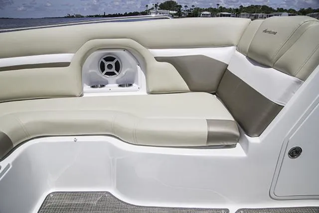 Slide: The Image of Hurricane SunDeck 2486 OB 2025 - 24