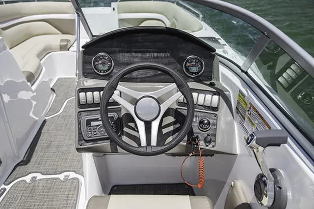 Slide: The Image of Hurricane SunDeck 2486 OB 2025 - 30