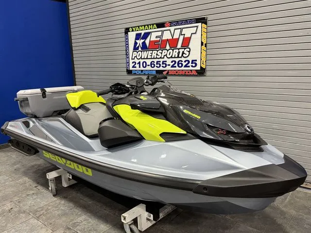 Slide: The Image of Sea-Doo RXP-X 325 2024 - 13