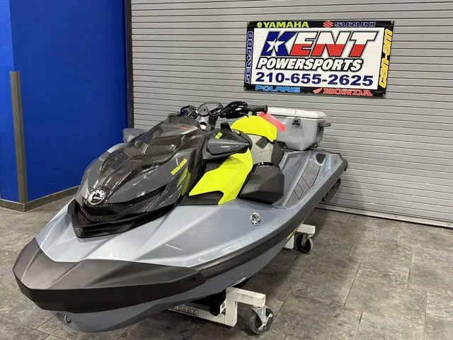 Slide: The Image of Sea-Doo RXP-X 325 2024 - 8