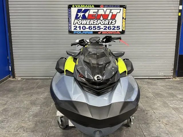 Slide: The Image of Sea-Doo RXP-X 325 2024 - 9