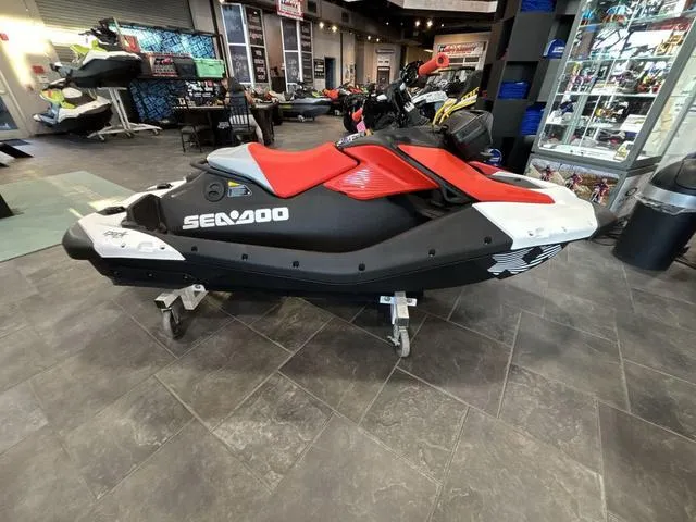 Slide: The Image of Sea-Doo SPARK 1UP TRIXX W/AUDIO 2024 - 4