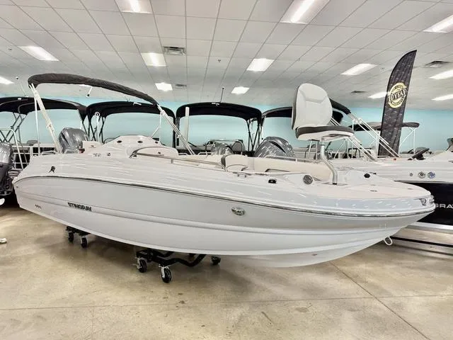 Slide: The Image of Stingray 192SC 2025 - 1