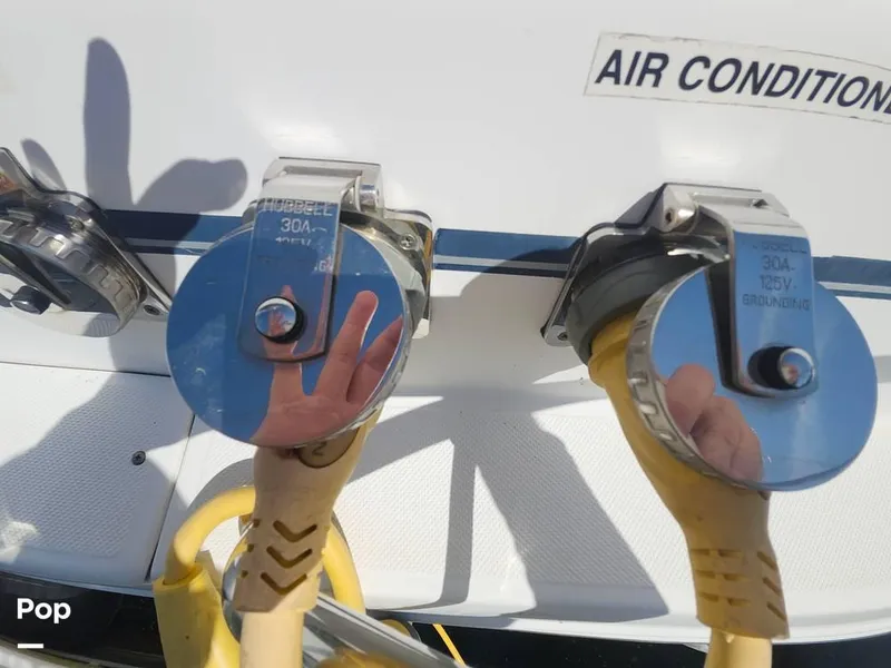 Slide: The Image of 2008 Rinker 350 EC for sale in Irmo, SC - 31