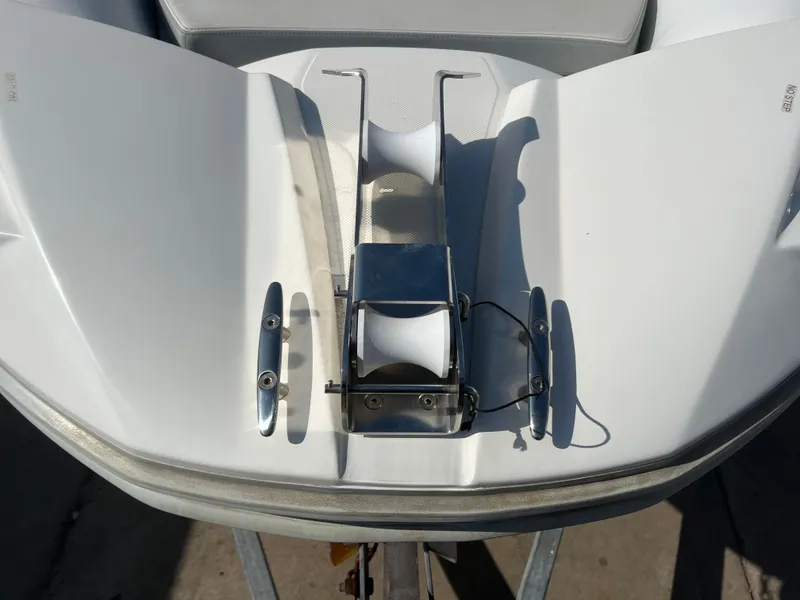 Slide: The Image of 2020 Zodiac N-ZO 600 boat anchor holder on deck, close-up view. - 22