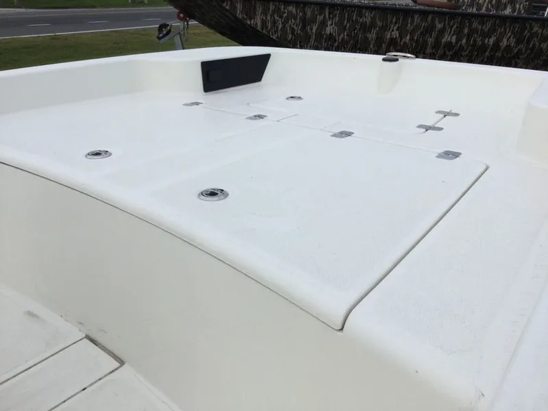 Slide: The Image of Mako PRO SKF 17CC WHT/WHT 75M 2025 - 10