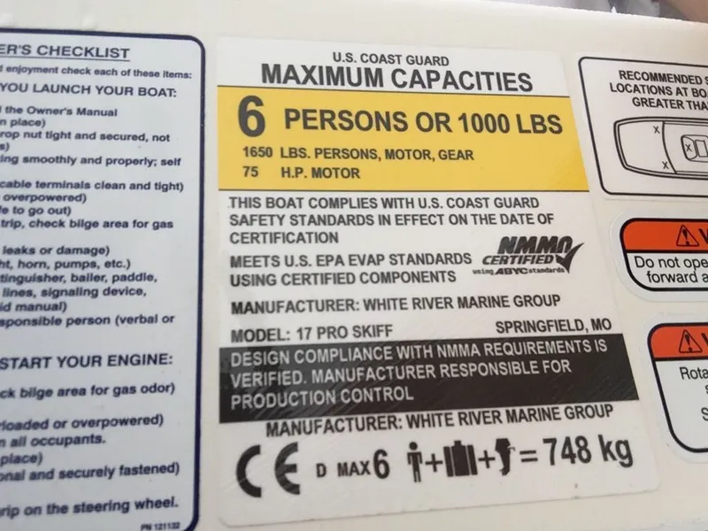 Slide: The Image of Mako PRO SKF 17CC WHT/WHT 75M 2025 - 7