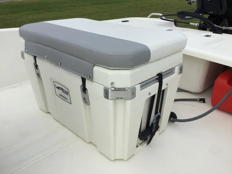 Slide: The Image of Mako PRO SKF 17CC WHT/WHT 75M 2025 - 8