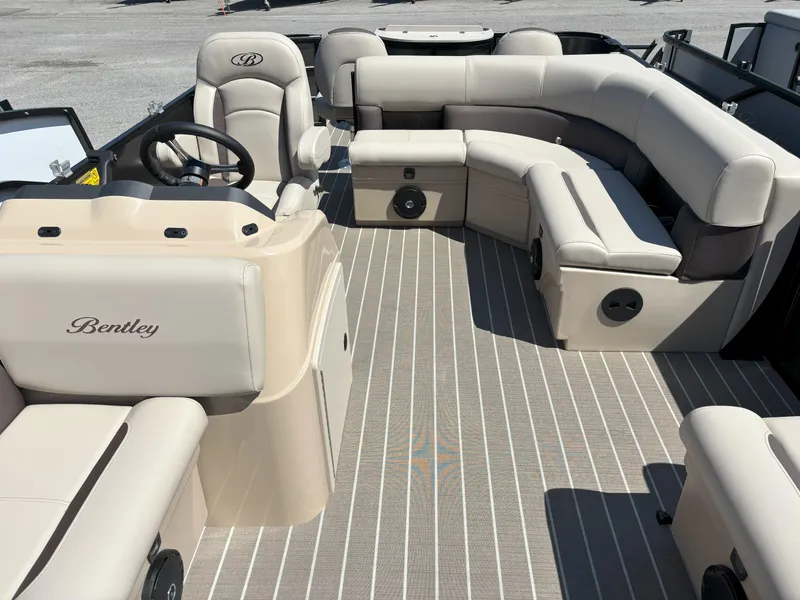 Slide: The Image of Bentley Pontoons 200FNC 2025 - 18