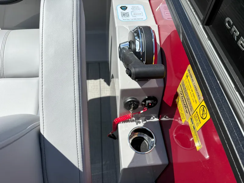 Slide: The Image of Bentley Pontoons Legacy 203XL 2025 - 13