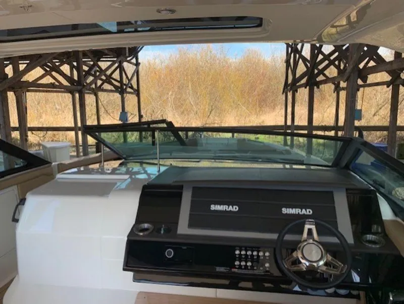 Slide: The Image of Sea Ray SLX 400 2022 - 12