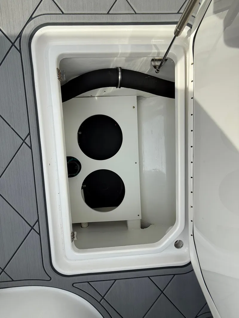 Slide: The Image of Nor-Tech 392 Super Fish 2016 - 57