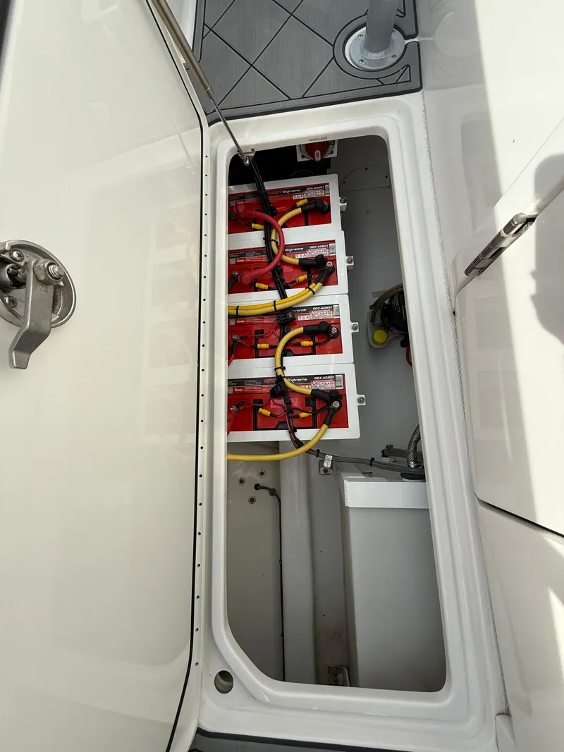 Slide: The Image of Nor-Tech 392 Super Fish 2016 - 60