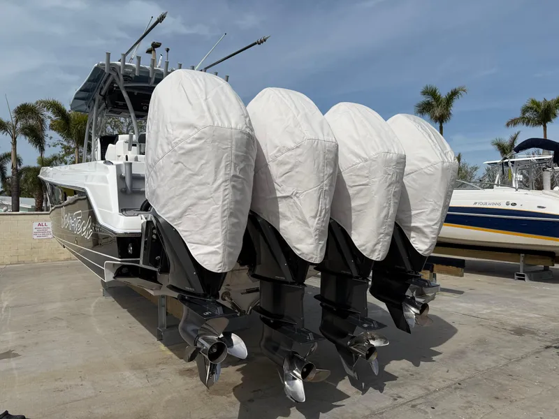 Slide: The Image of Nor-Tech 392 Super Fish 2016 - 81