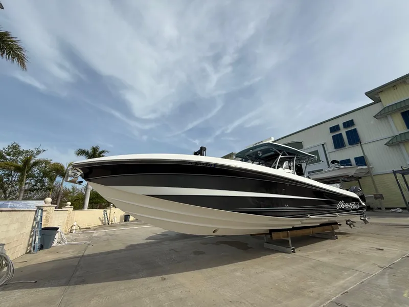 Slide: The Image of Nor-Tech 392 Super Fish 2016 - 83