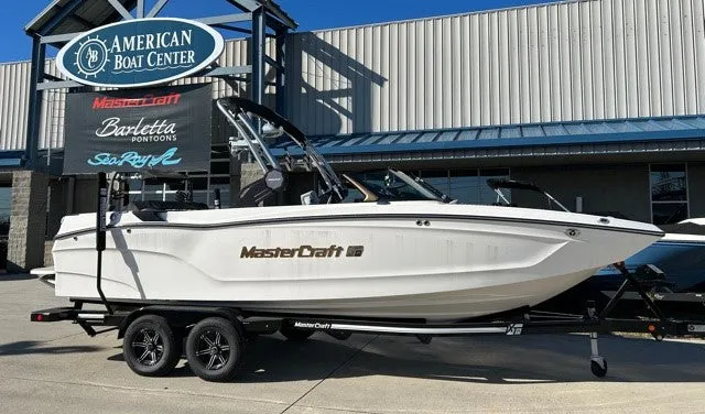 The Image of MasterCraft XT24 2022 - 0