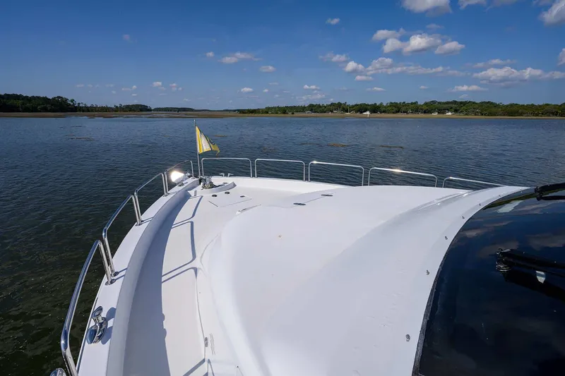 Slide: The Image of Hatteras 80 Motor Yacht 2004 - 20