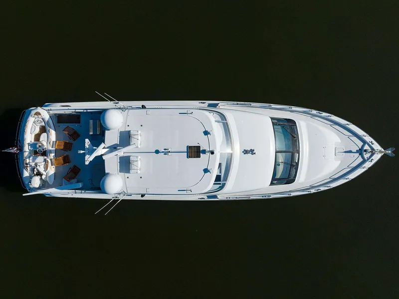 Slide: The Image of Hatteras 80 Motor Yacht 2004 - 13