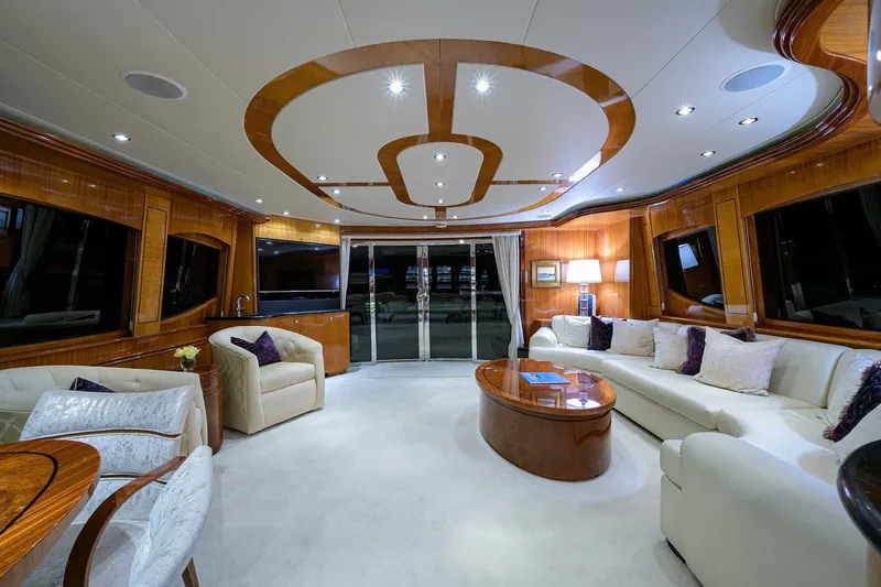 Slide: The Image of Hatteras 80 Motor Yacht 2004 - 55