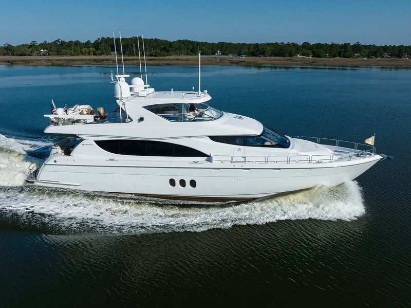 Slide: The Image of Hatteras 80 Motor Yacht 2004 - 8