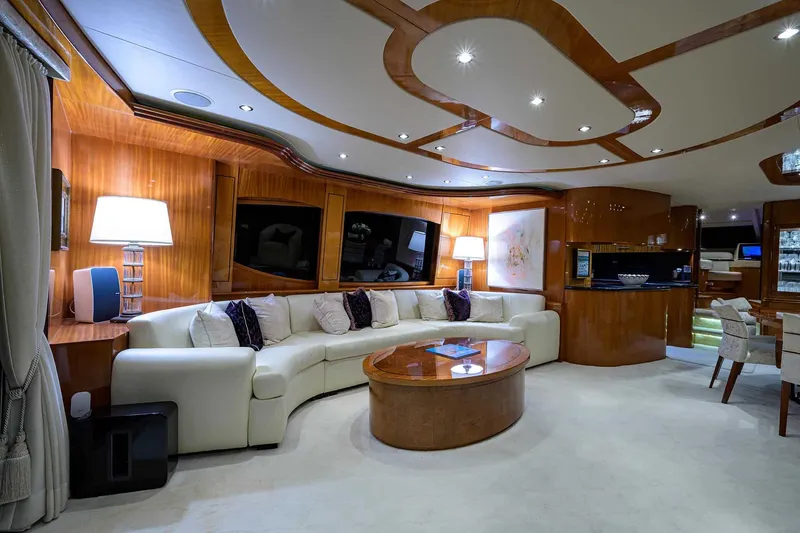 Slide: The Image of Hatteras 80 Motor Yacht 2004 - 56