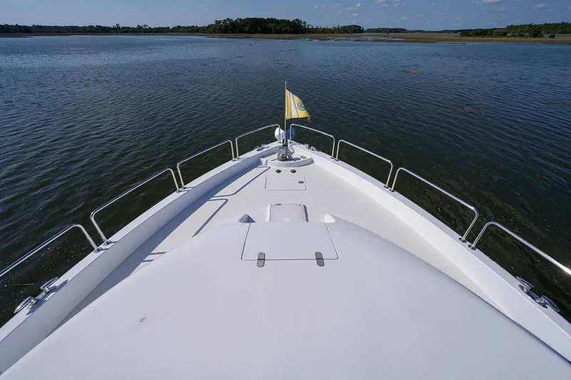 Slide: The Image of Hatteras 80 Motor Yacht 2004 - 21