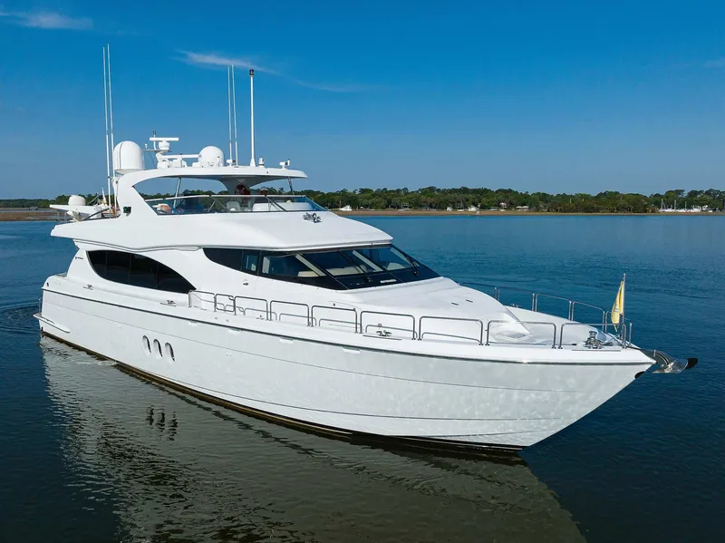 Slide: The Image of Hatteras 80 Motor Yacht 2004 - 80