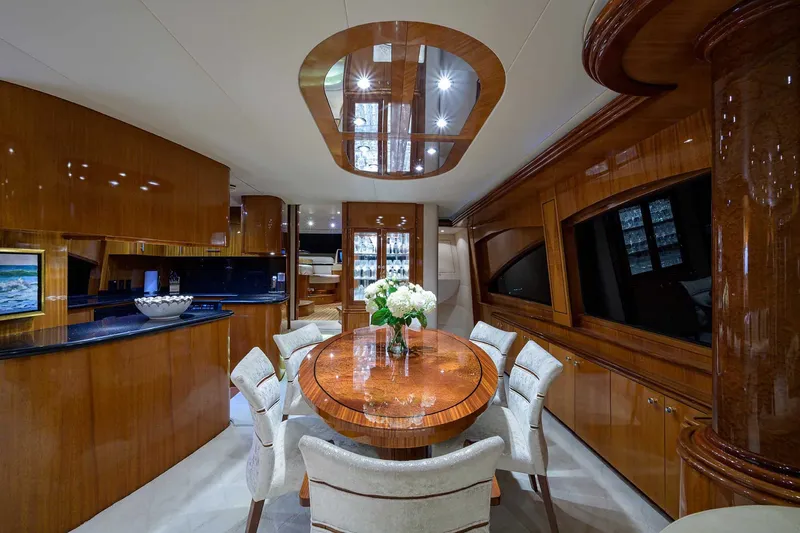 Slide: The Image of Hatteras 80 Motor Yacht 2004 - 60