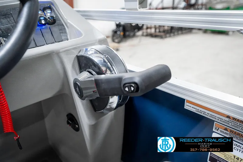 Slide: The Image of Throttle control of 2025 Avalon 1785 Venture CRB boat, featuring sleek design and modern controls. - 37