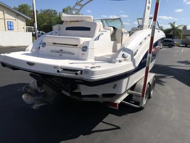 Slide: The Image of Chaparral 224 Sunesta Deluxe 2017 - 5