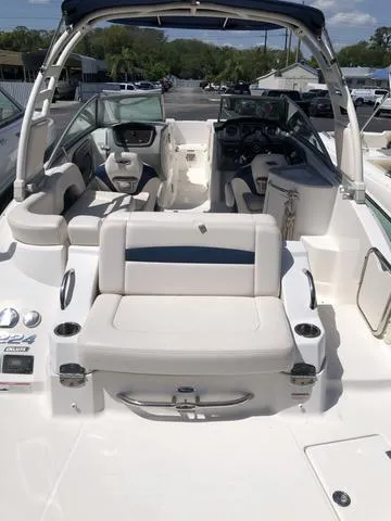 Slide: The Image of Chaparral 224 Sunesta Deluxe 2017 - 8