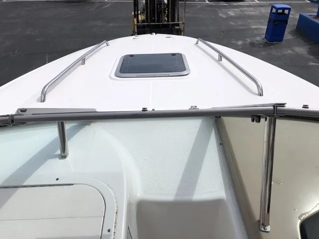 Slide: The Image of Chaparral 225 SSI Runabout Boat 2012 - 13