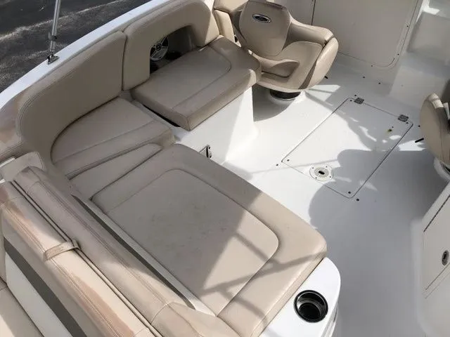 Slide: The Image of Chaparral 225 SSI Runabout Boat 2012 - 27