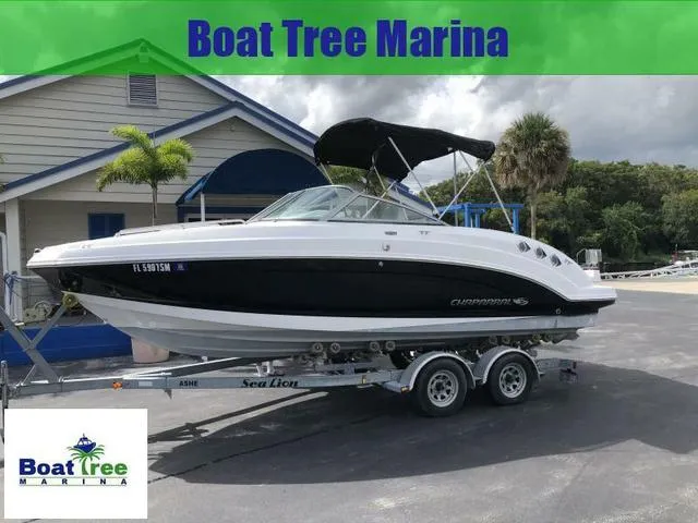 Slide: The Image of Chaparral 225 SSI Runabout Boat 2012 - 6