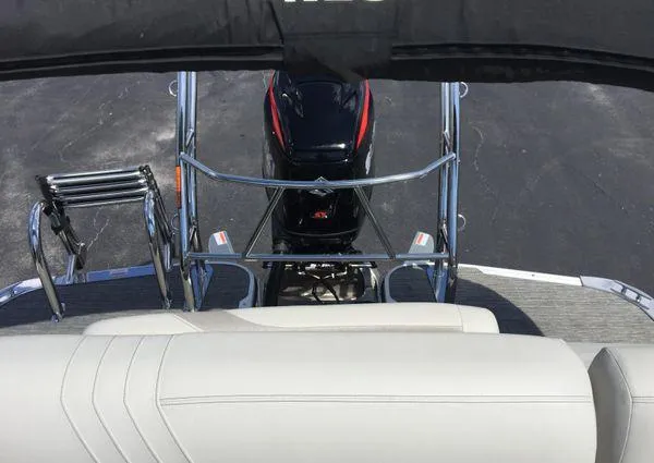 Slide: The Image of Crest Caribbean LX 230 SLS 2023 - 37