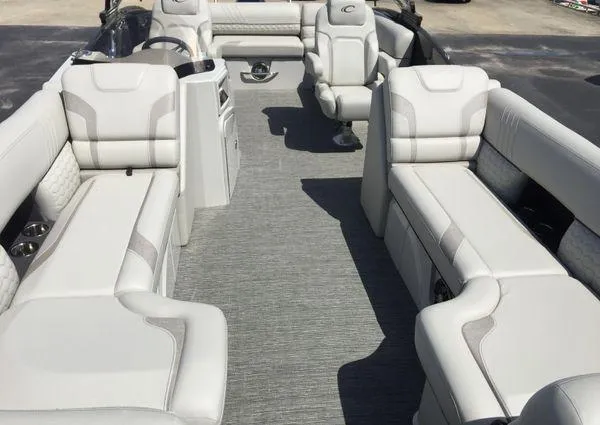 Slide: The Image of Crest Caribbean LX 230 SLS 2023 - 42