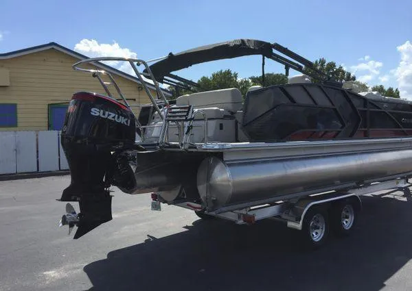 Slide: The Image of Crest Caribbean LX 230 SLS 2023 - 6