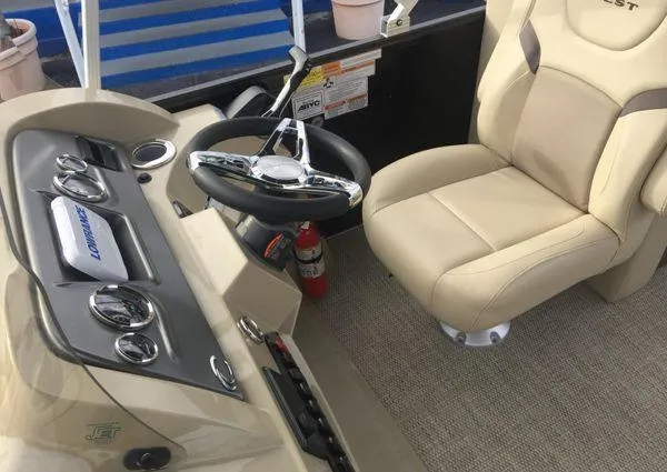 Slide: The Image of Crest LX 200 SLC 2024 - 26